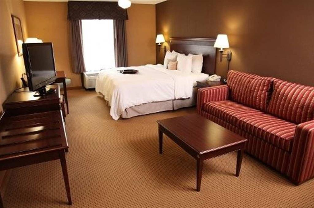Hampton Inn Detroit/Саутгейт Номер фото