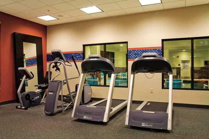 Hampton Inn Detroit/Саутгейт Экстерьер фото